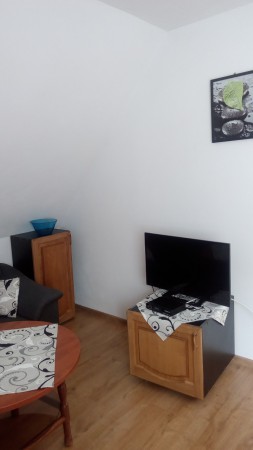 Spoločenská miestnosť s kuchyňou
